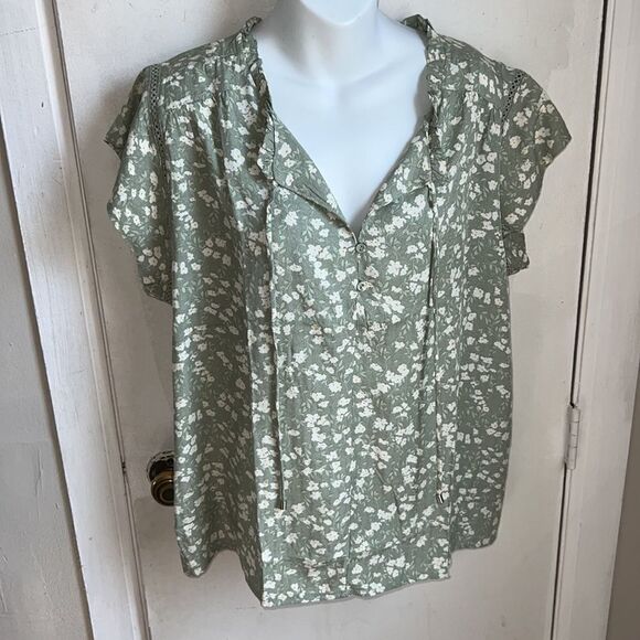 BUFFALO DAVID BITTON Mint Ditsy Floral Jaquan’s Flutter Sleeve Blouse-L NWT - Picture 2 of 10